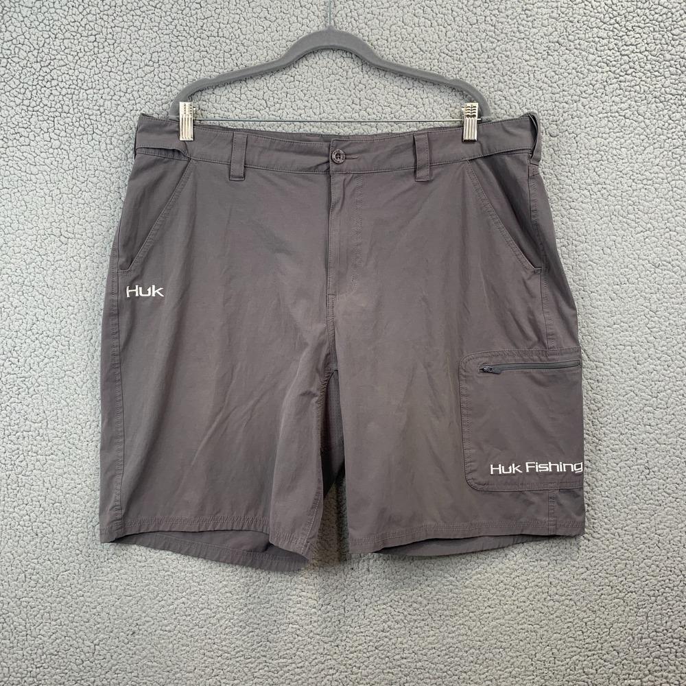 HUK Shorts Mens Size XXL Performance Fishing Cargo Shorts Gray 9" Inseam